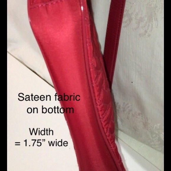 *SOLD* NWOT Vera Bradley Red Quilted & Patent Purse - Picture 5 of 11